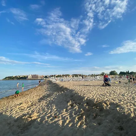 Paradiso 'в' 402 Private * Nessebar